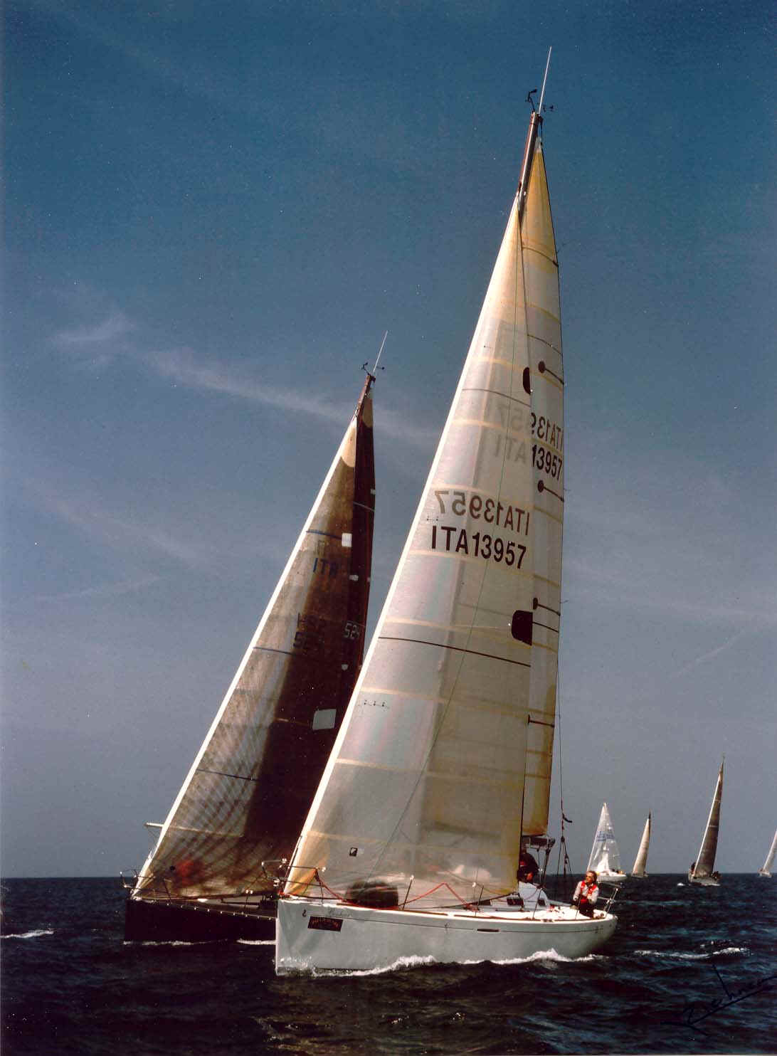 wpe7.jpg (99684 byte)